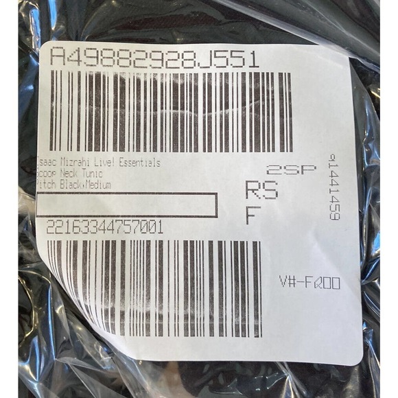 NEW Isaac Mizrahi Live Essentials Scoop Neck Tunic Size Medium Women’s Black - Picture 7 of 7